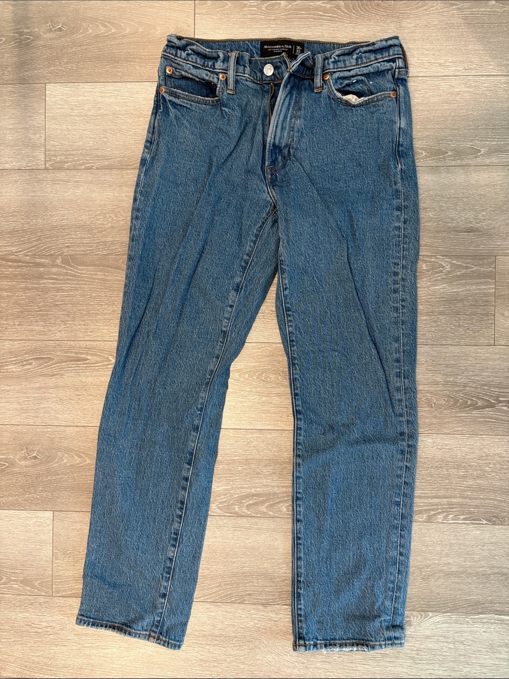 Abercrombie & Fitch Men's Straight Jeans - Denim Blue